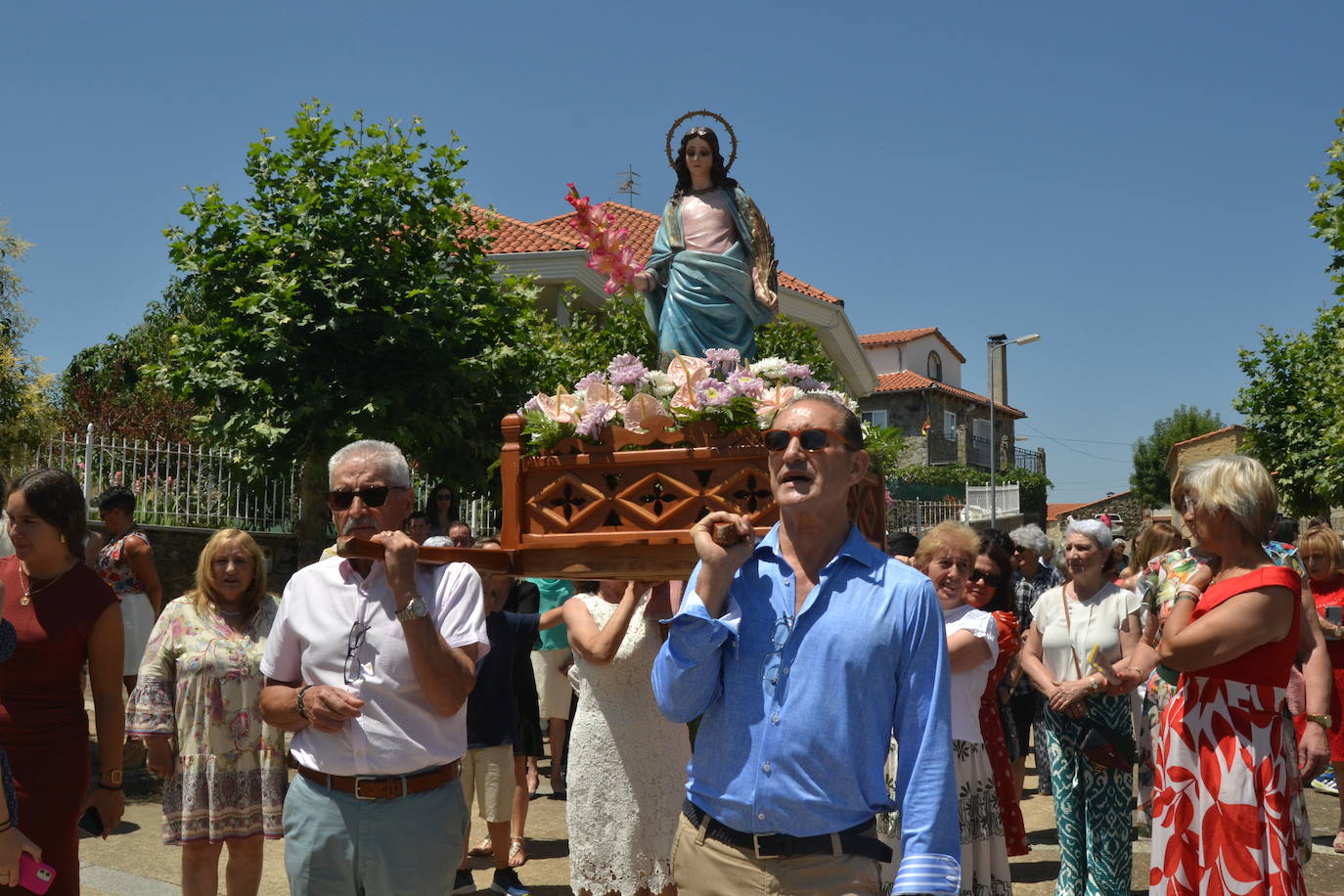 Escurial de la Sierra honra con fervor a Santa Marina