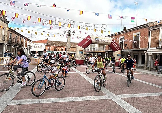 Plaza Mayor de Santiago de la Puebla.