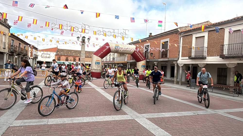 Animada IX quedada ciclista y runner en Santiago de la Puebla