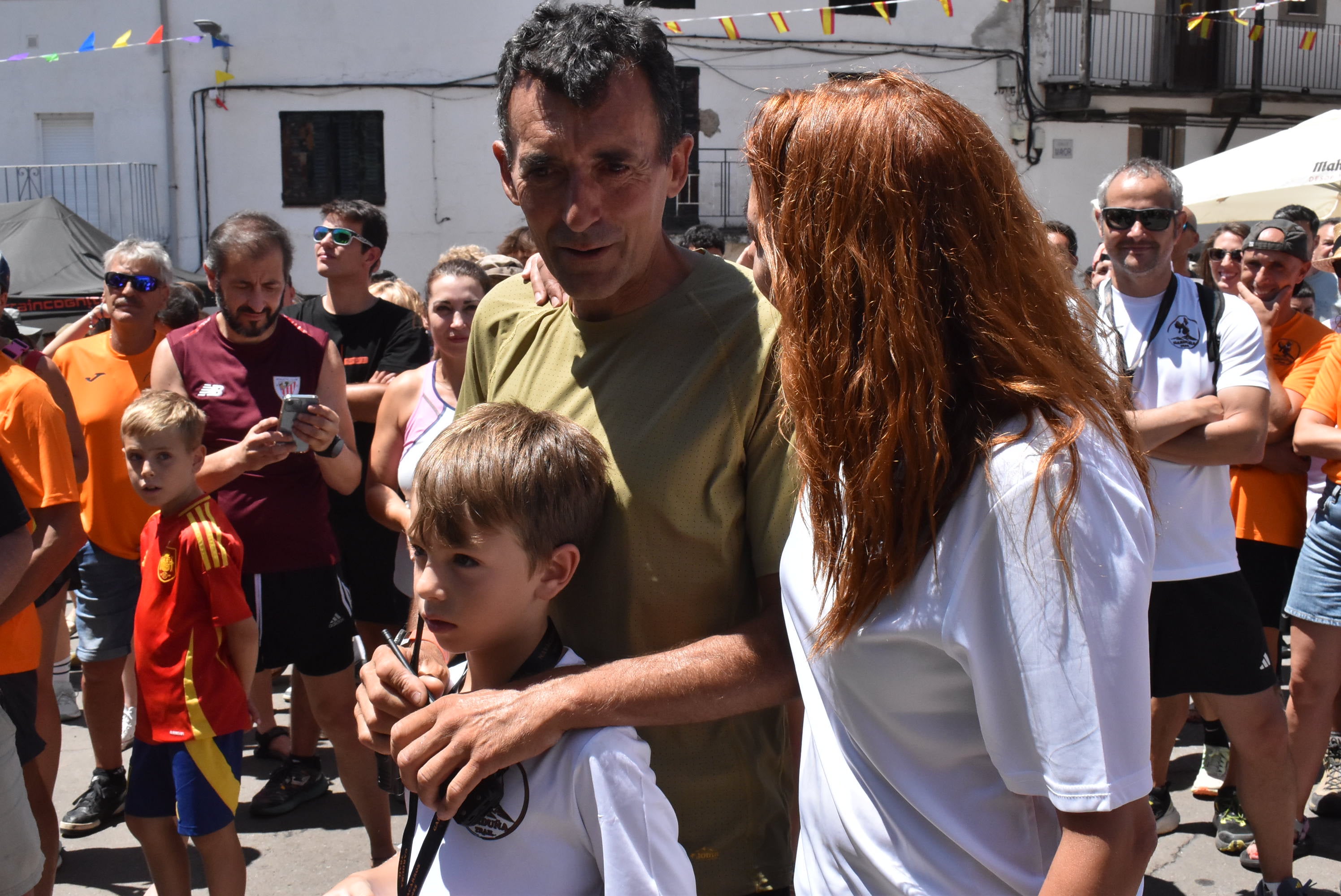 Miguel Heras recibe un sincero homenaje en Navacarros