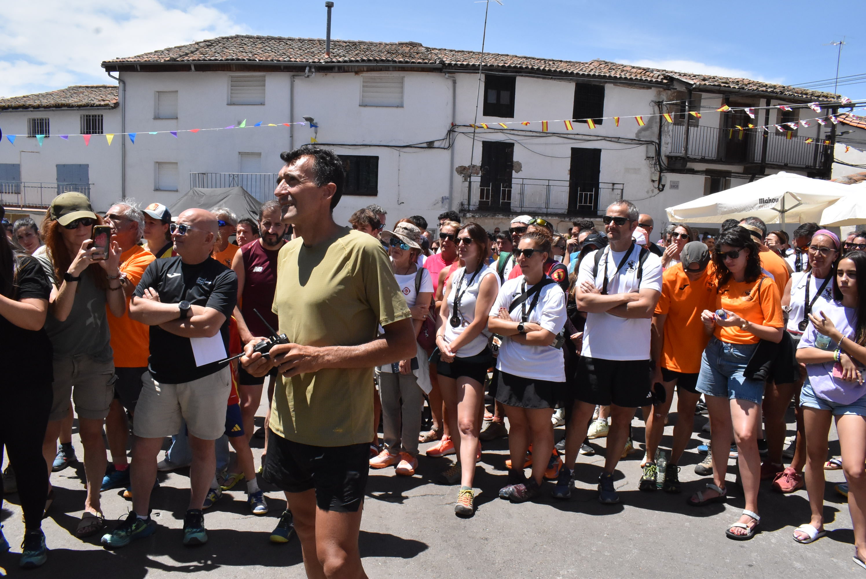 Miguel Heras recibe un sincero homenaje en Navacarros