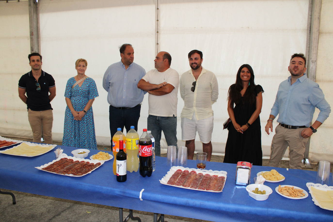 Sabroso inicio de fiestas en Palacios de Salvatierra