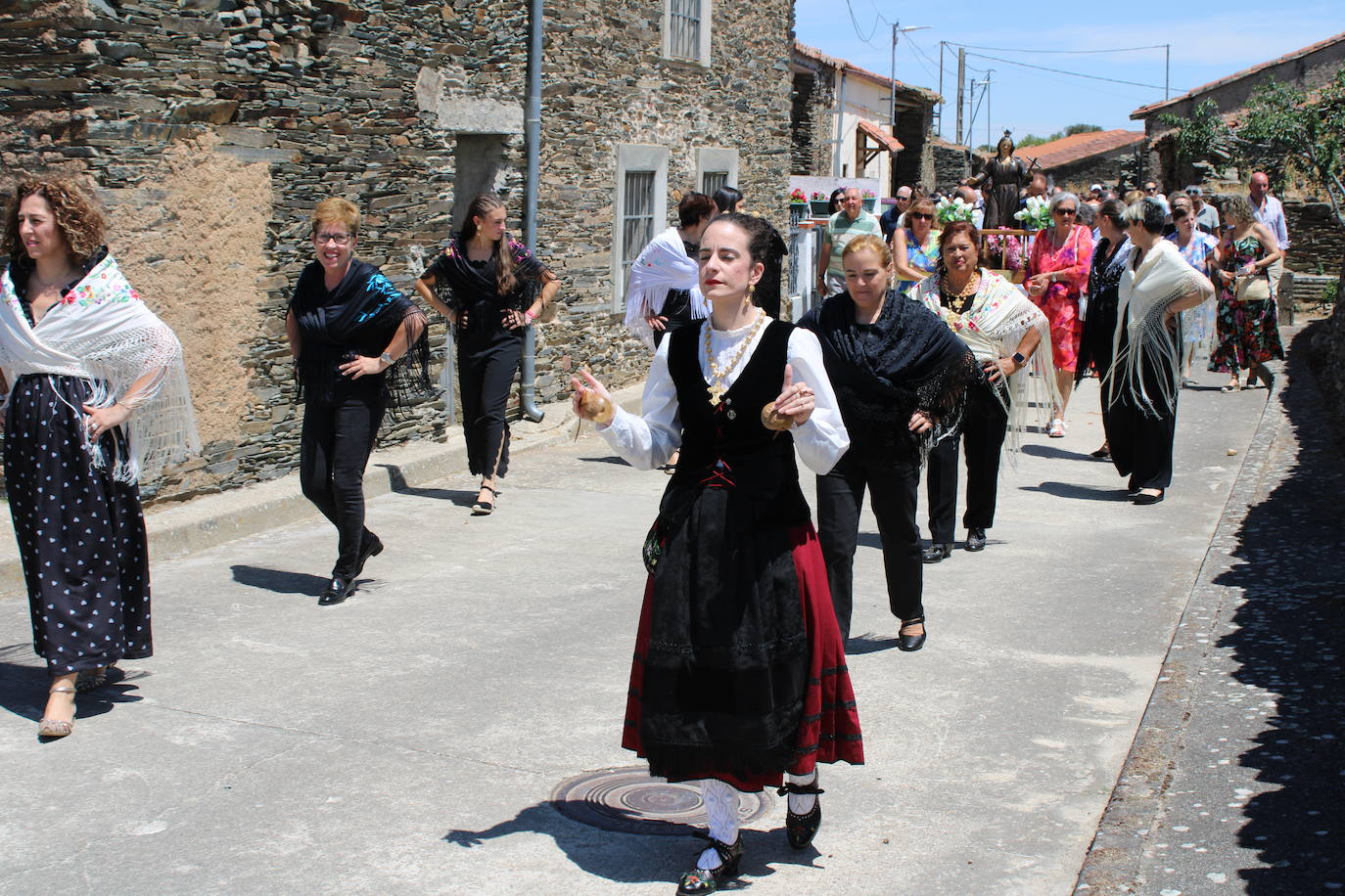 Palacios de Salvatierra honra a Santa María Magdalena