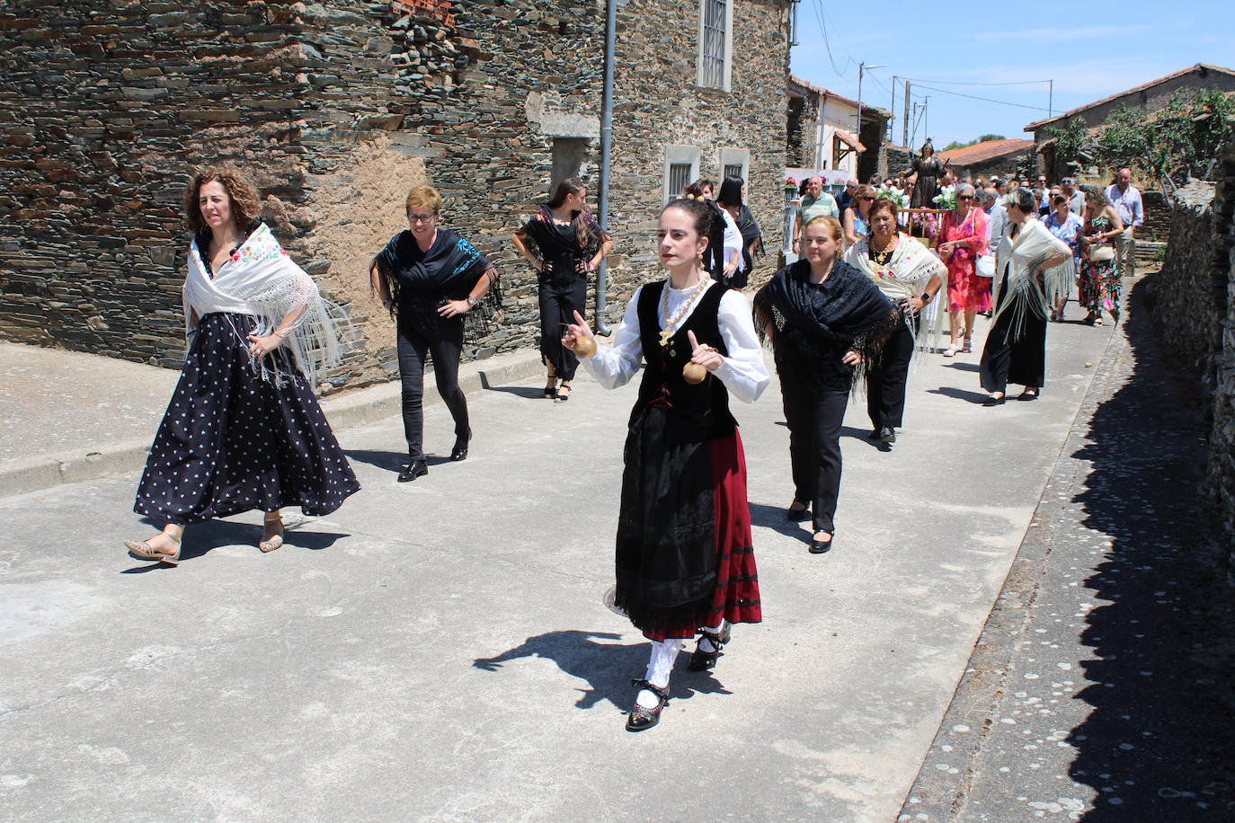 Palacios de Salvatierra honra a Santa María Magdalena