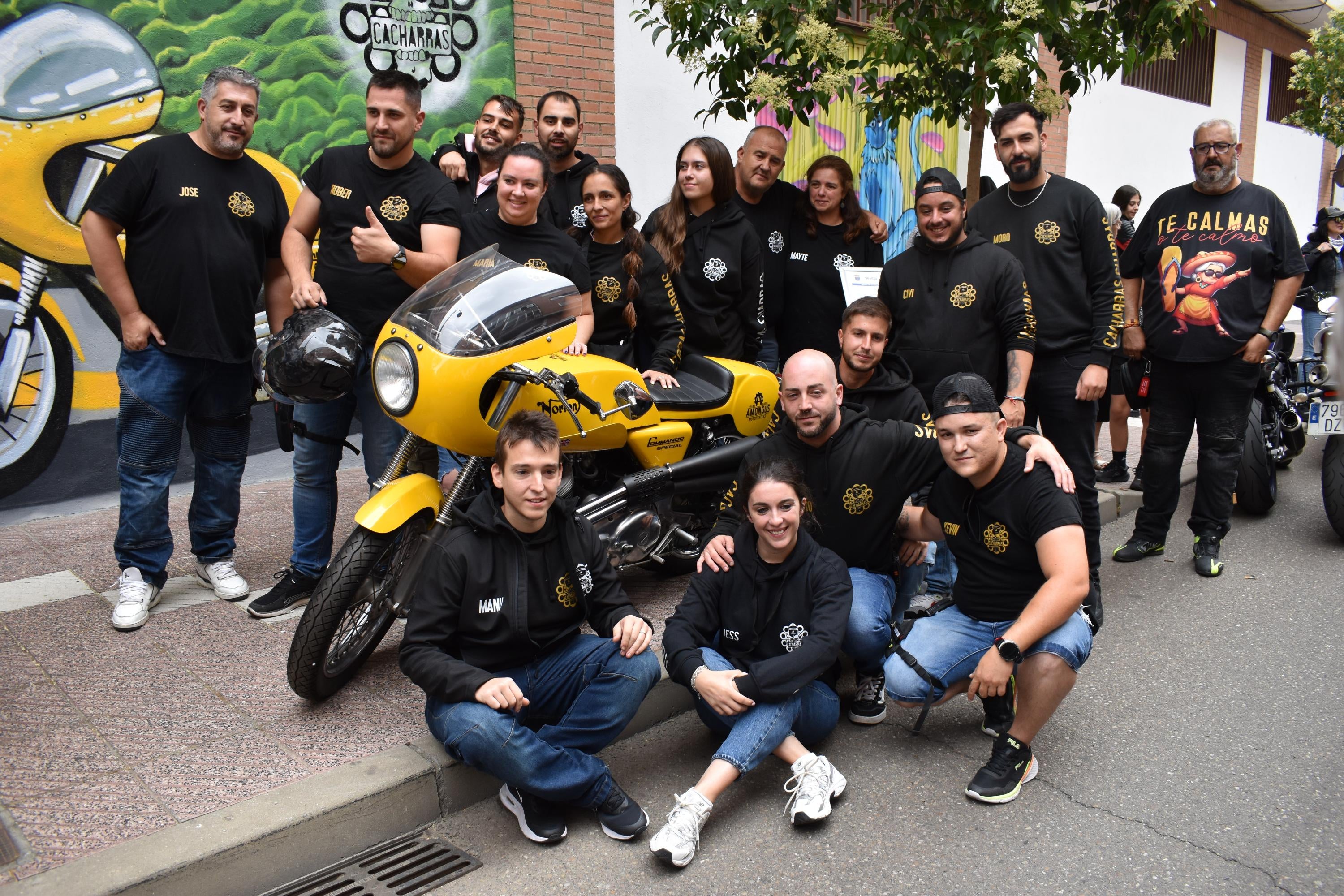 La pasión por las motos toma las calles de Santa Marta de Tormes