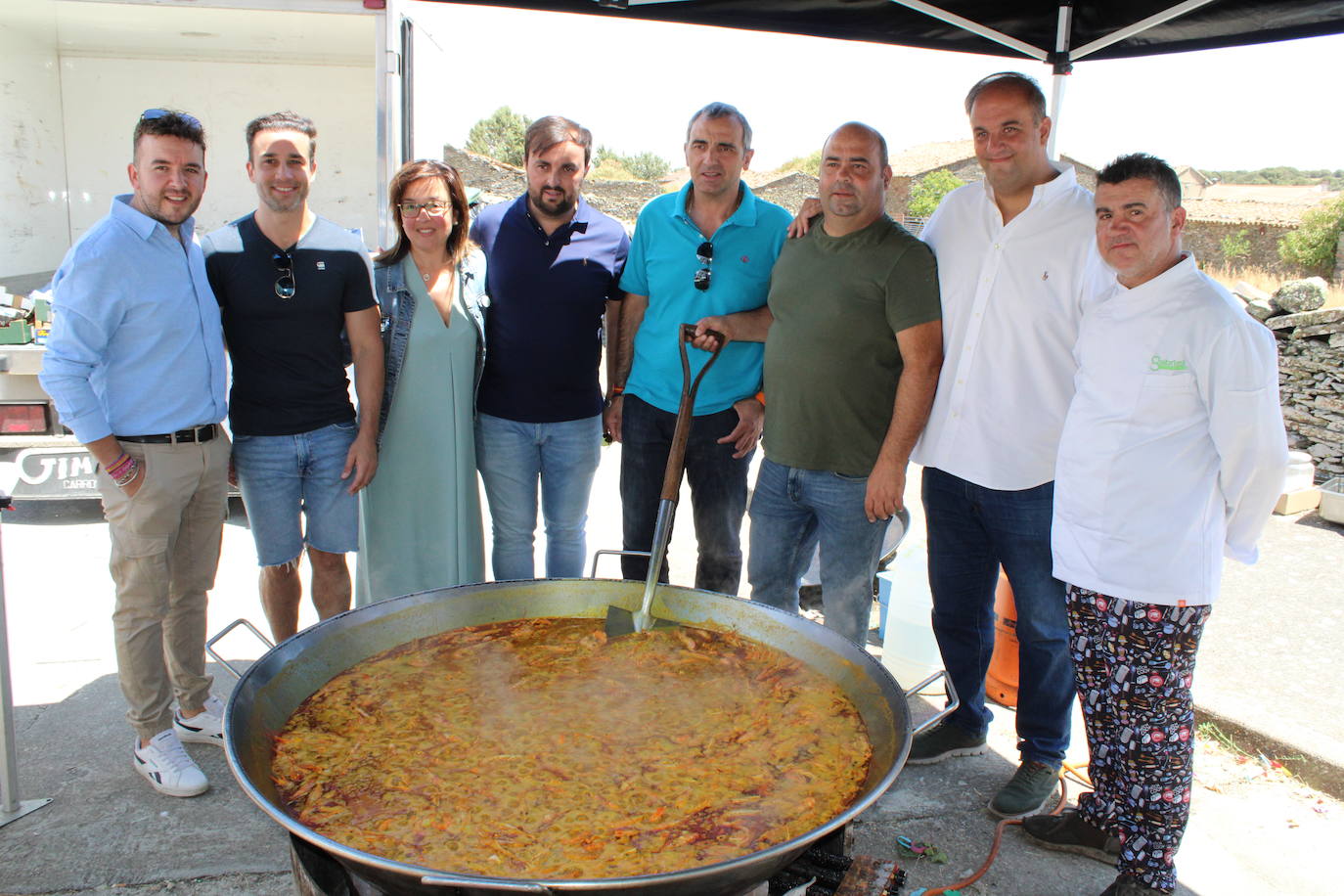 Sabroso final de fiesta en Palacios de Salvatierra