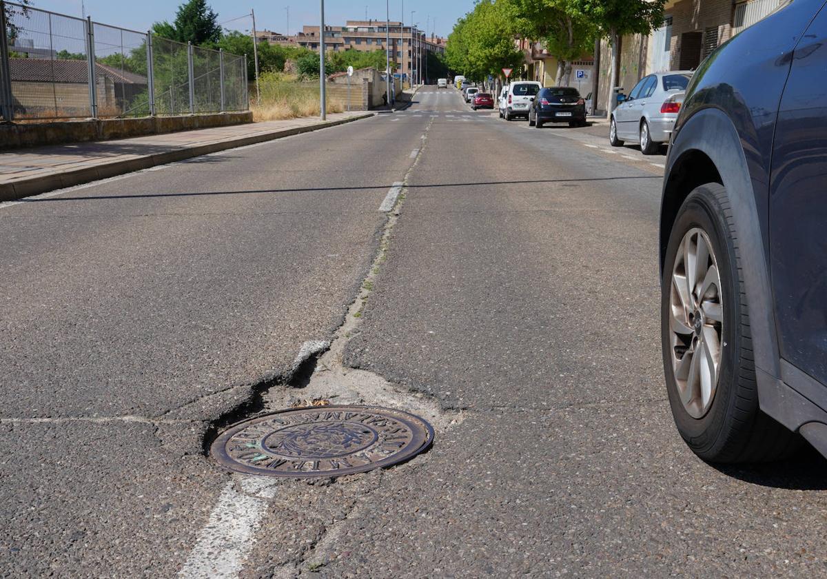 Una carretera hecha polvo