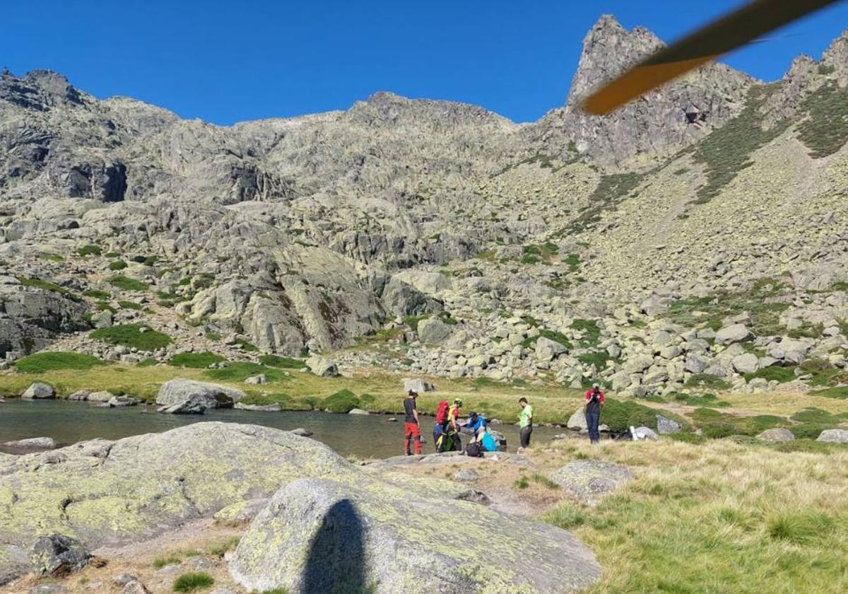 Imagen del rescate acometido en la Laguna Majalaescoba.