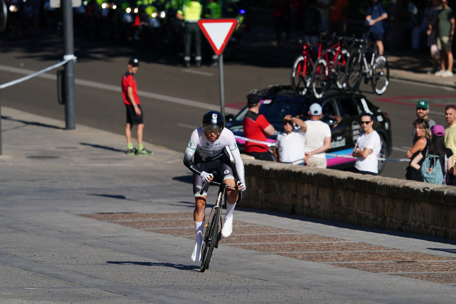 José María Martín (Extremadura-Pebetero) gana la contrarreloj de Salamanca