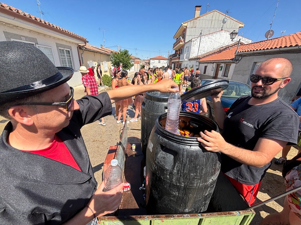 El día más esperado, refrescante y divertido del año en Santiago de la Puebla