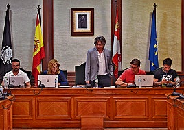 Imagen de parte del equipo de Gobierno en uno de los últimos plenos celebrados en el Ayuntamiento de Béjar.