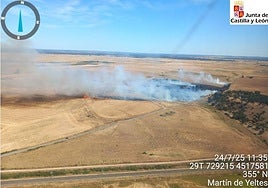 Una imagen de las llamas en Martín de Yeltes.