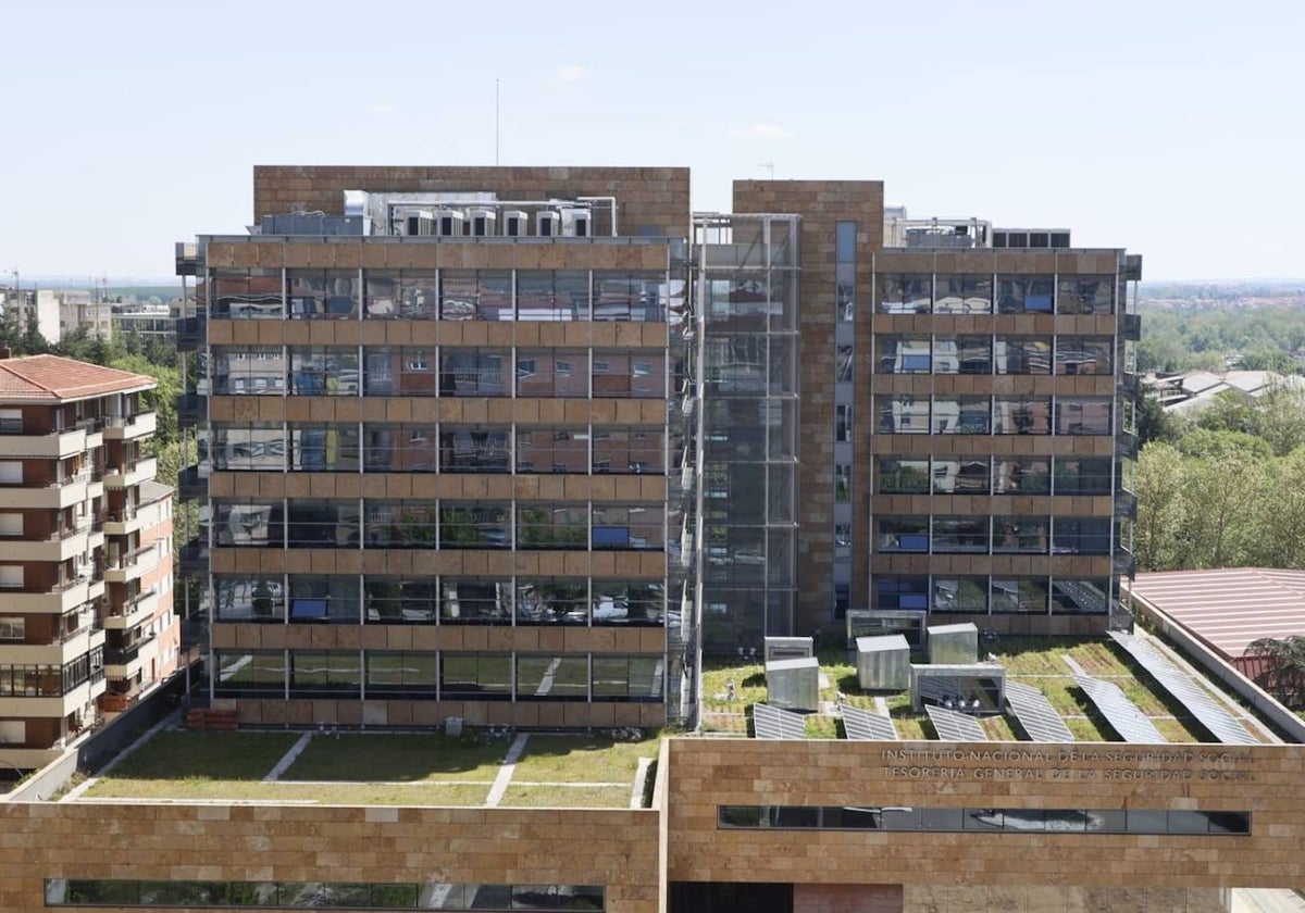 Edificio de la Seguridad Social en Canalejas.