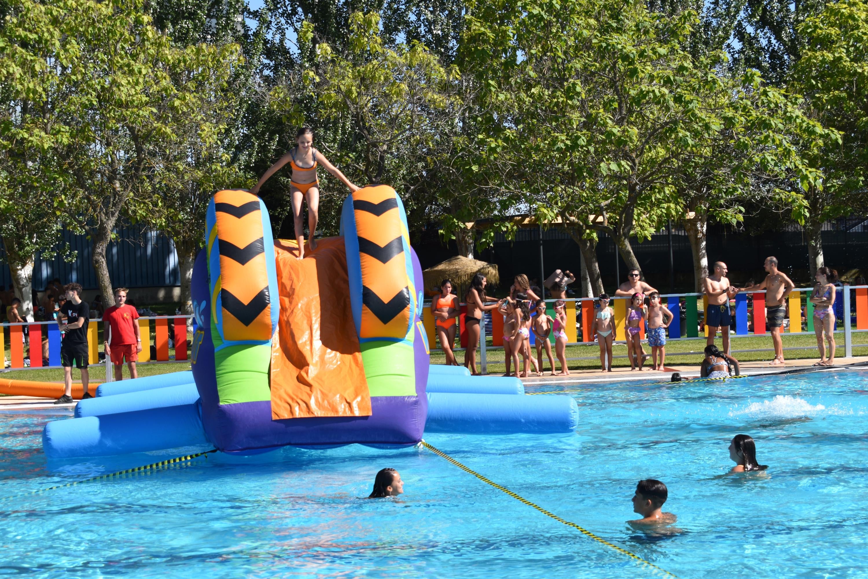 Los mayores de Santa Marta protagonizan un día de fiesta inolvidable