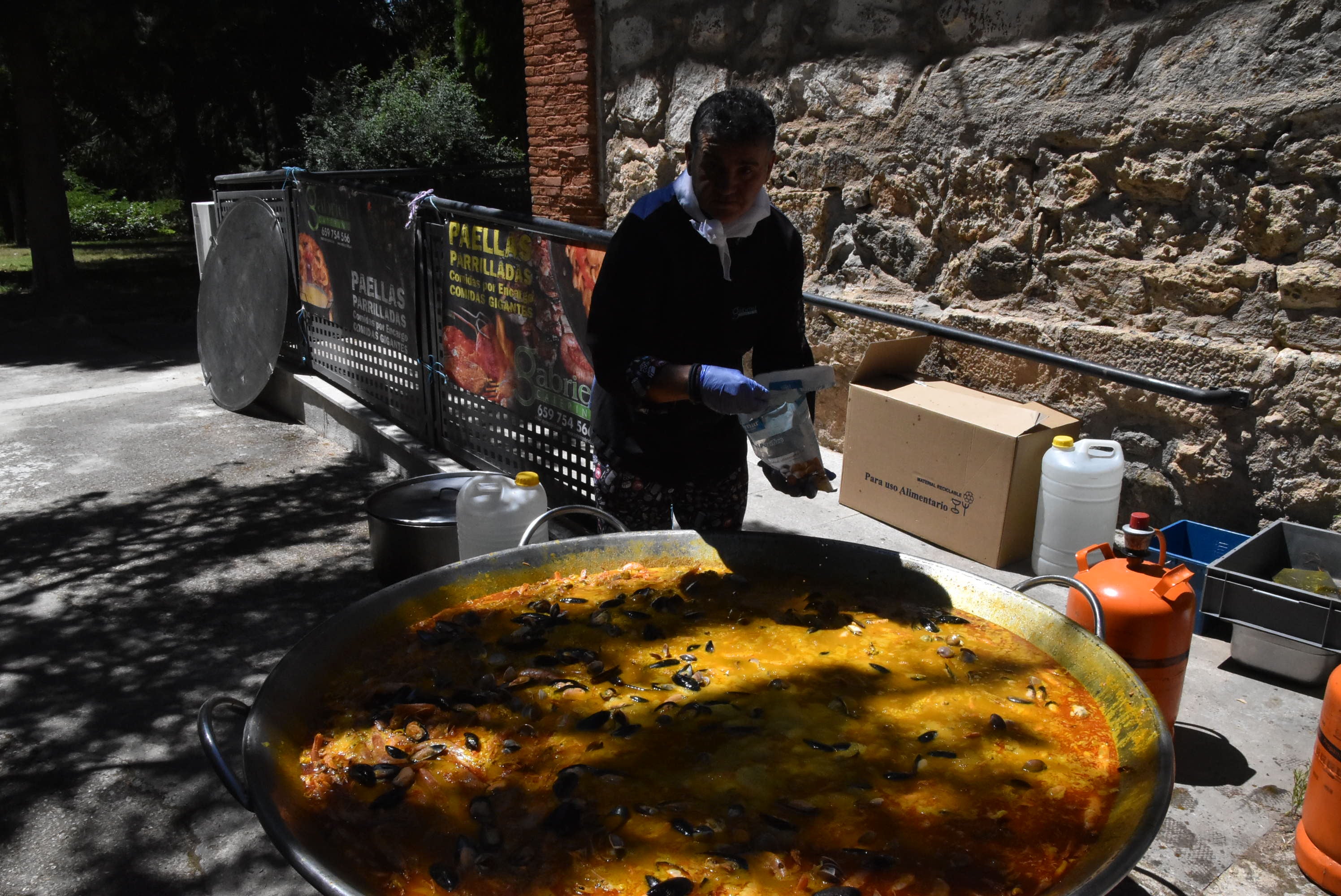 Candelario pone sabor a las fiestas de Santa Ana