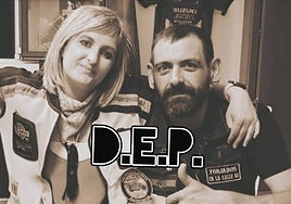 La agrupación motera Forjados 63 les despidió con esta emotiva imagen y la abreviatura D.E.P.