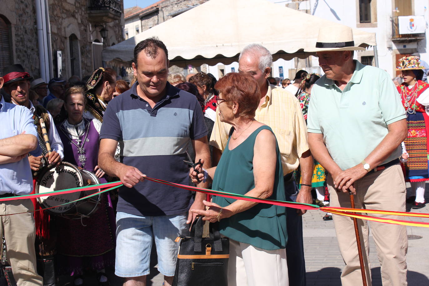 Aldea del Obispo rebosa vitalidad en la V Feria Rural de La Raya
