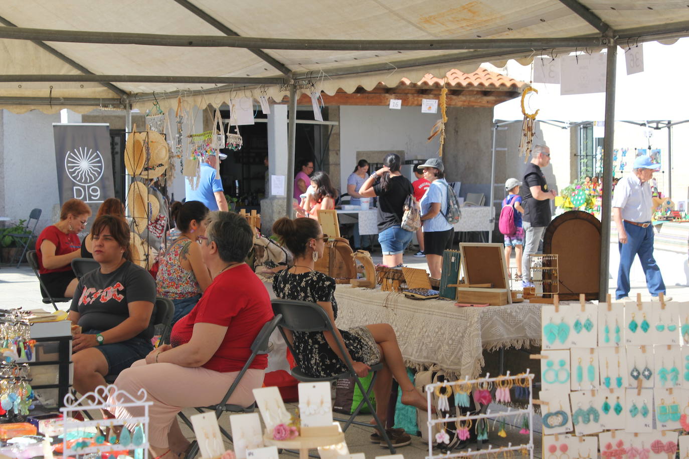 Aldea del Obispo rebosa vitalidad en la V Feria Rural de La Raya