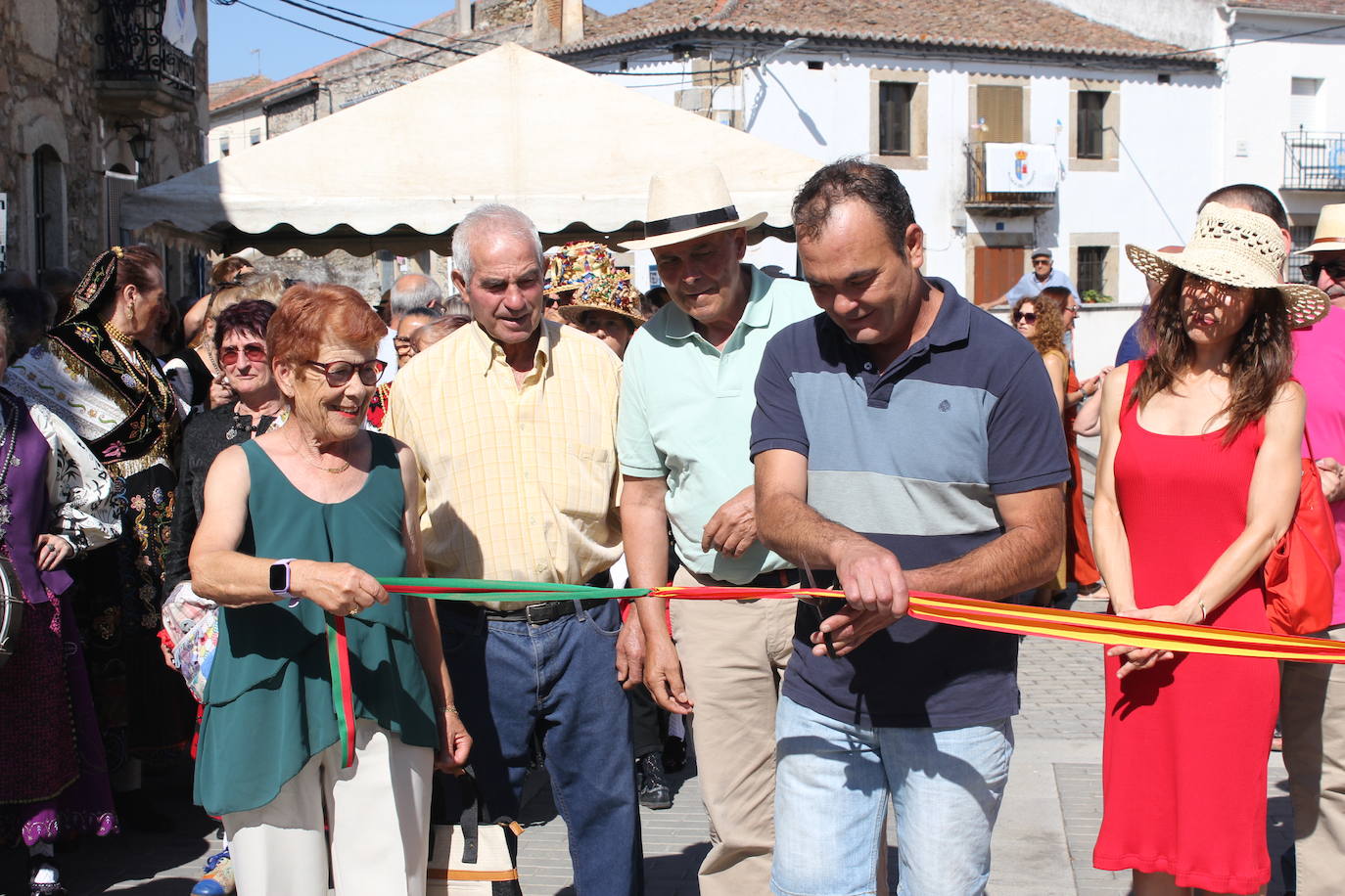 Aldea del Obispo rebosa vitalidad en la V Feria Rural de La Raya