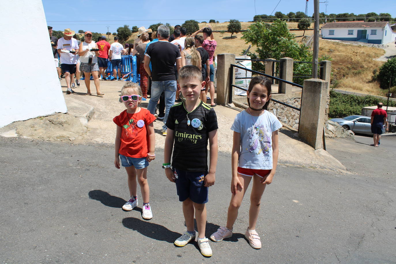 Frades de la Sierra disfruta de sus fiestas con buen sabor