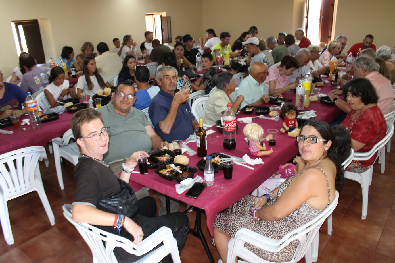 Frades de la Sierra disfruta de sus fiestas con buen sabor