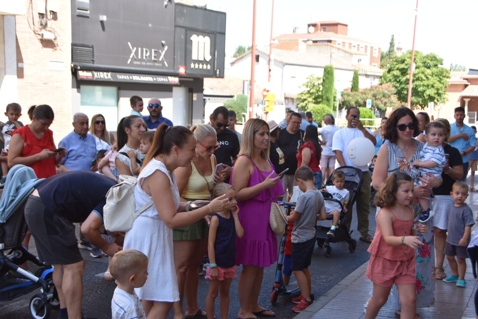 Santa Marta se echa a las calles en su segunda jornada festiva