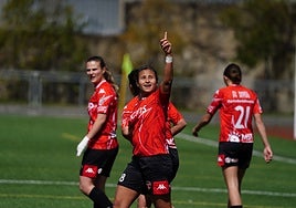Géminis Flórez celebra un tanto el curso pasado con el Salamanca FF.