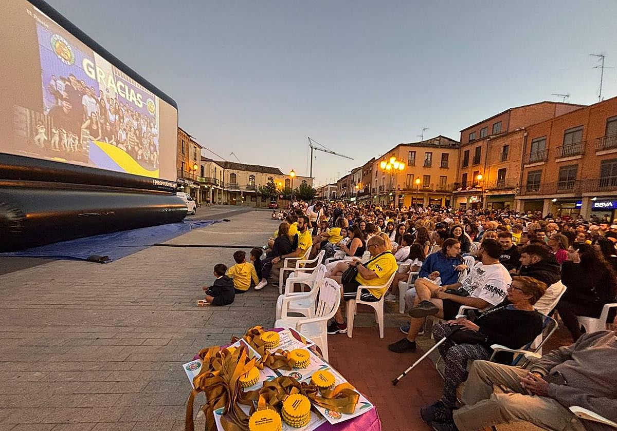 Imagen de los peñarandinos que no se quisieron perder la cita.