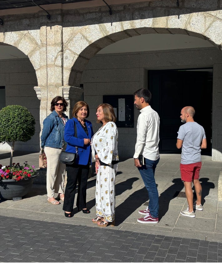 Imagen secundaria 2 - «Por unas fiestas seguras en Peñaranda»: Junta Local de Seguridad para las Ferias y Fiestas