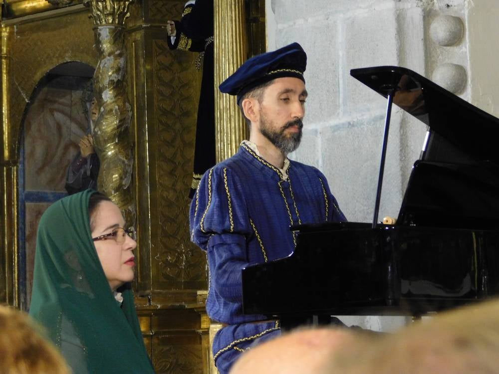 “Arcos y Ecos” llenó de energía la iglesia de Rágama