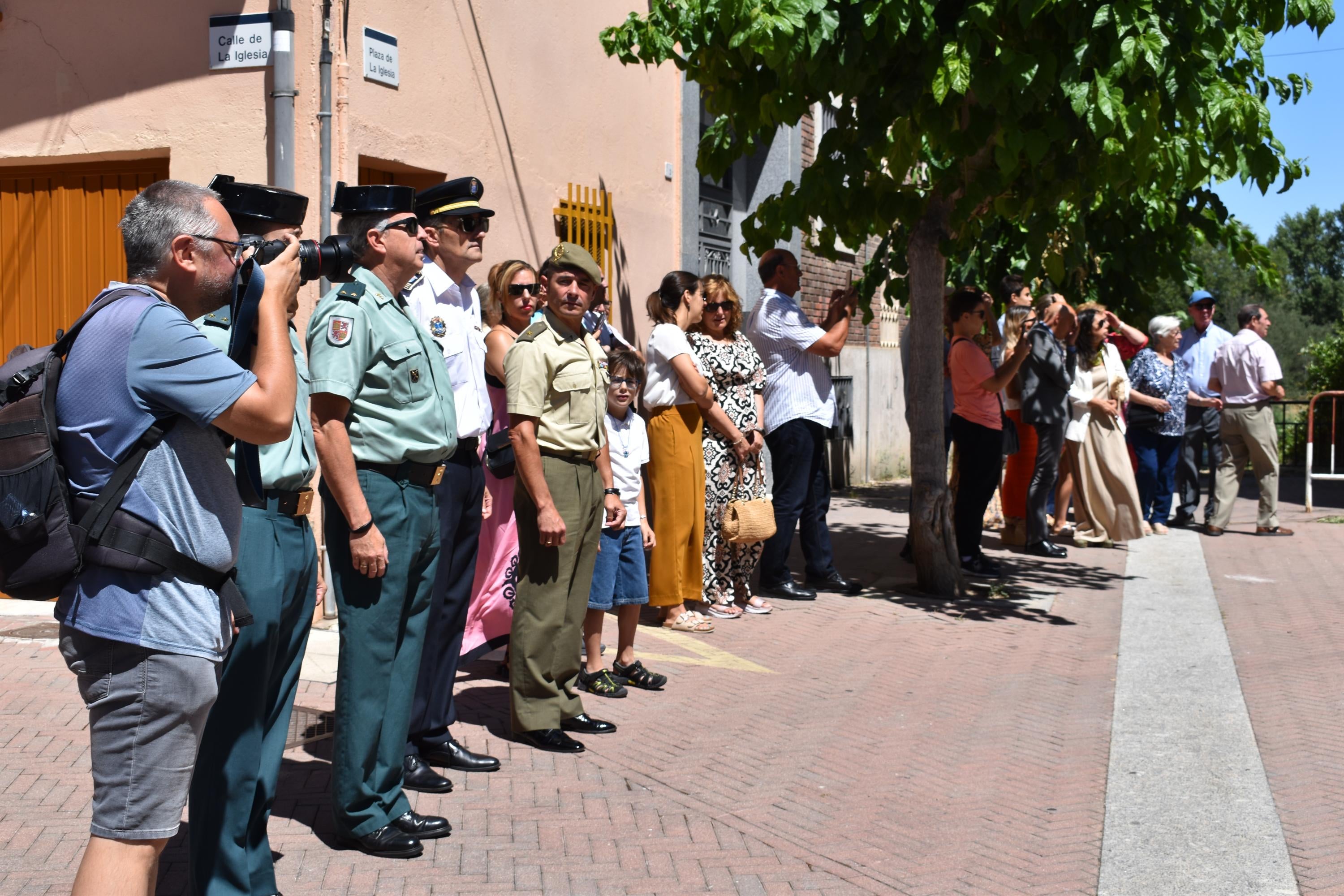 Santa Marta honra a su patrona entre música y mantillas