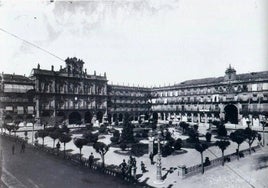 Plaza Mayor a principios del siglo XX.