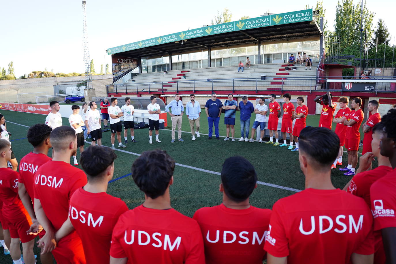 El Guijuelo y el Santa Marta ya están en marcha