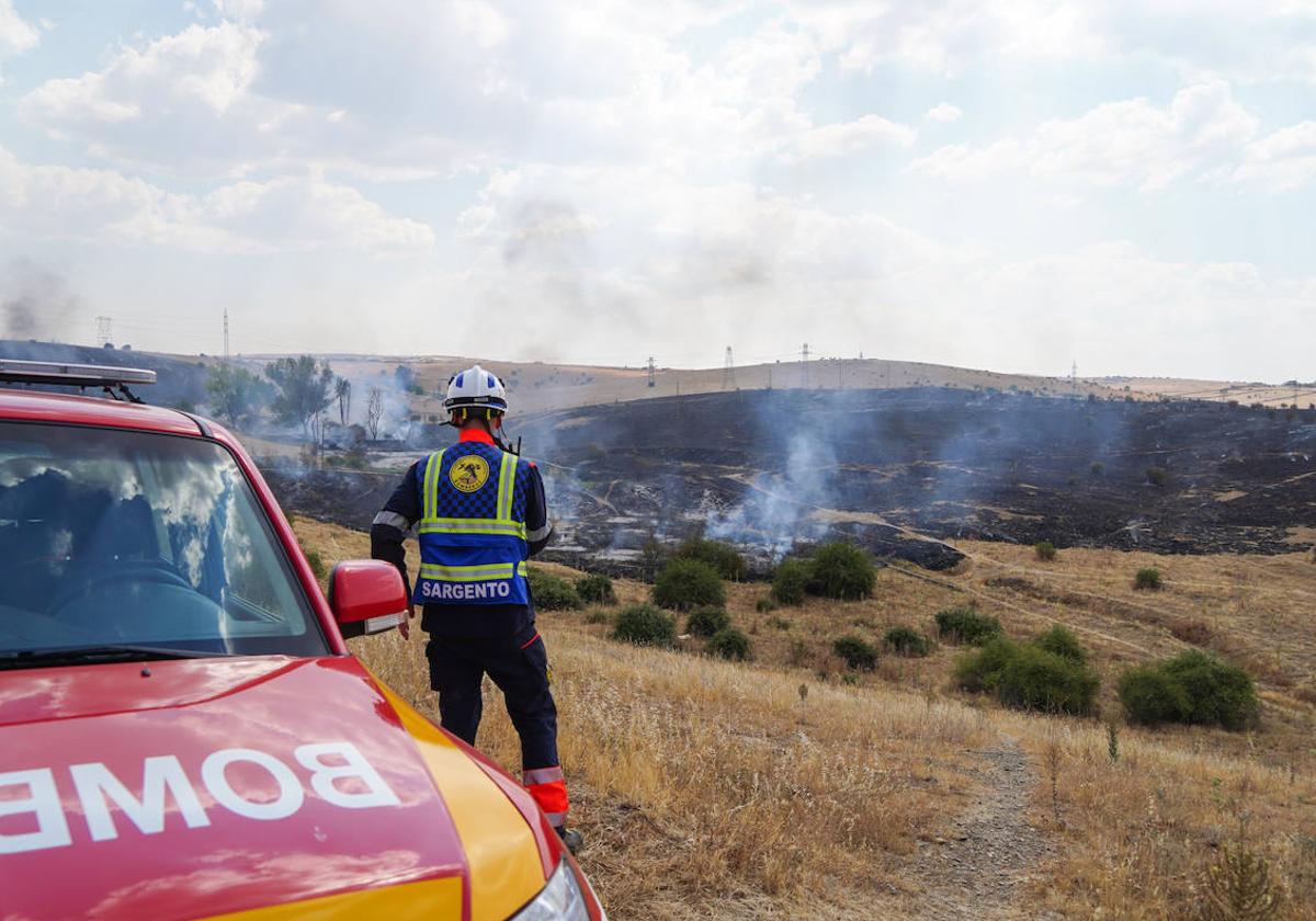 Los Bomberos, durante una intervención ajena a esta información.
