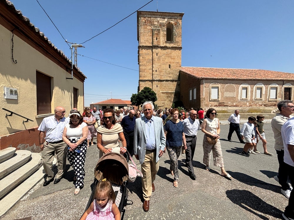 Día de celebración y fe en Villar de Gallimazo