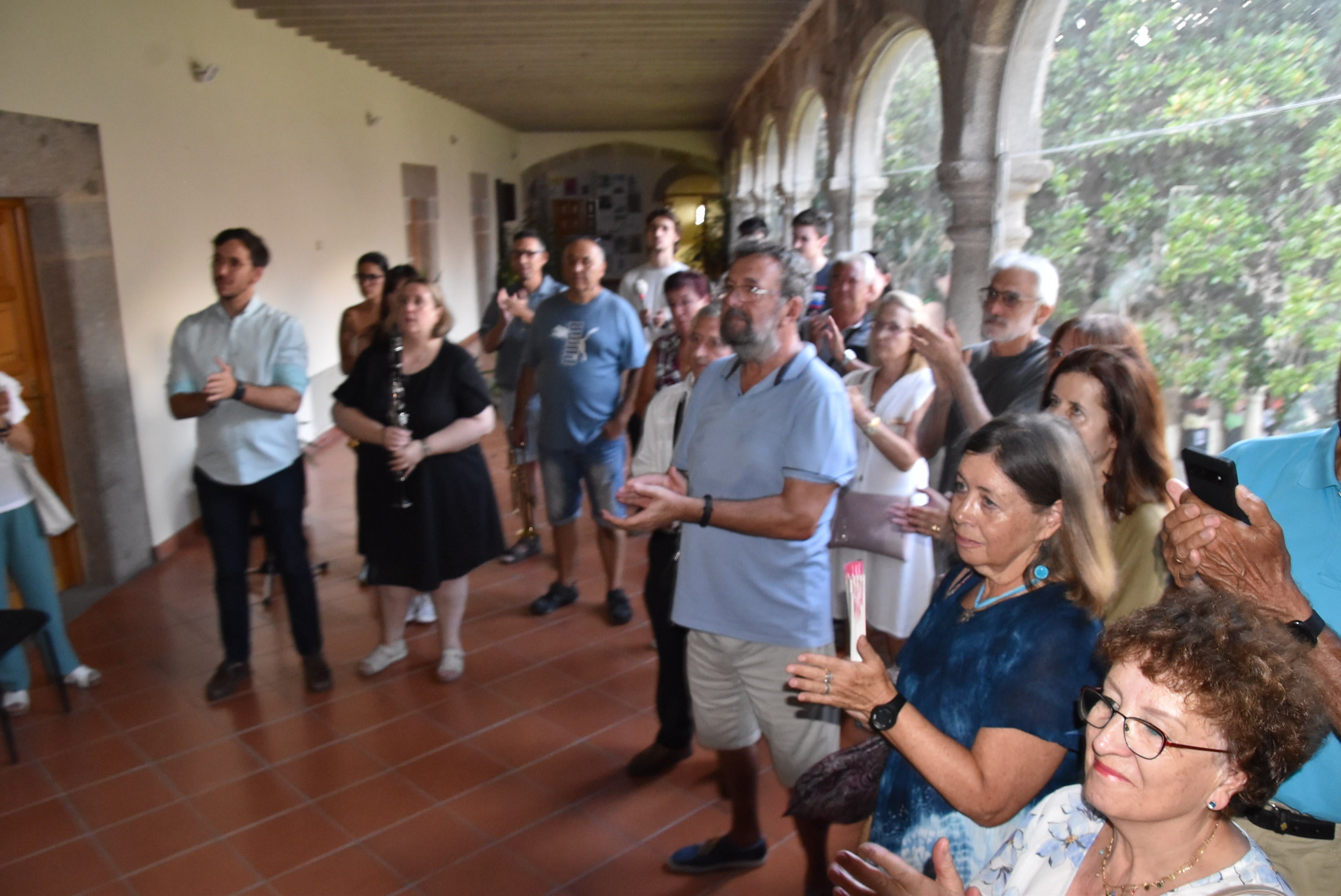 Béjar dedica un aula al músico Lorenzo Torrico