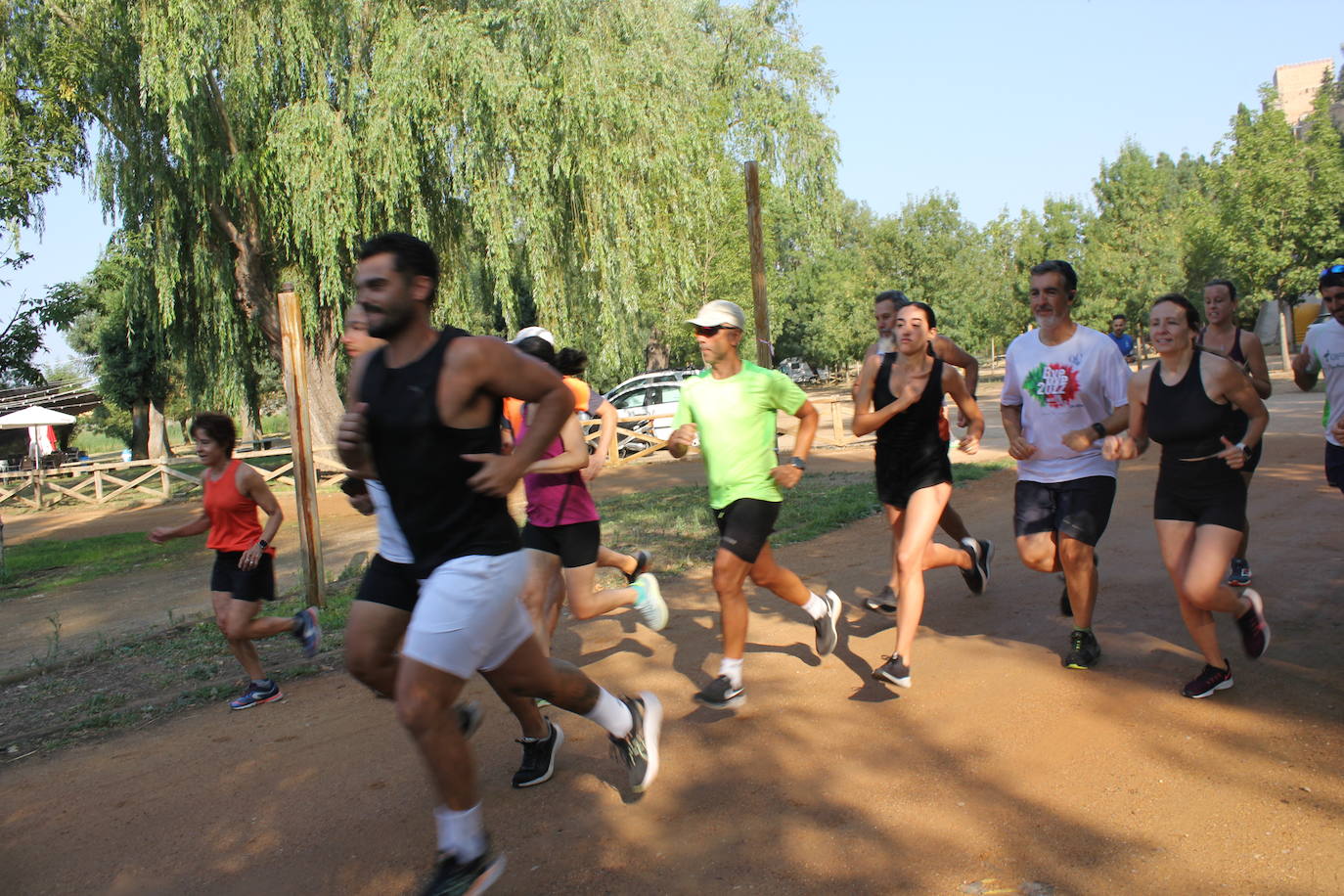 Las piraguas surcan las aguas en la XII Combinada del Águeda en Ciudad Rodrigo