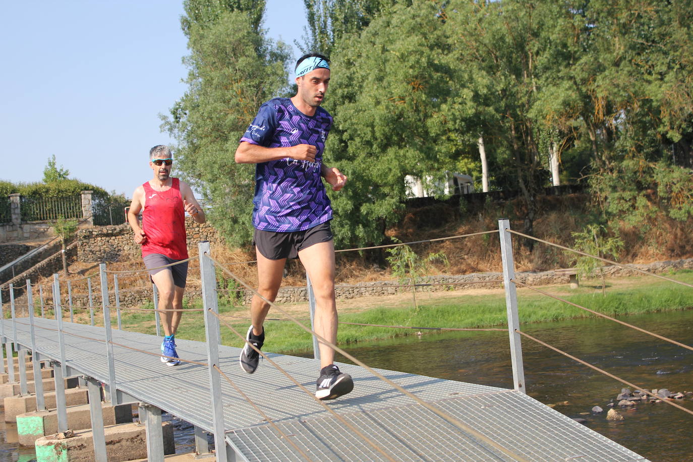 Las piraguas surcan las aguas en la XII Combinada del Águeda en Ciudad Rodrigo