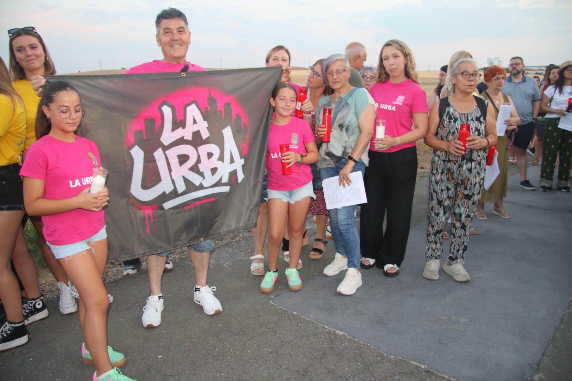 Cien antorchas en Castellanos de Moriscos para iluminar el camino del Cristo de las Batallas