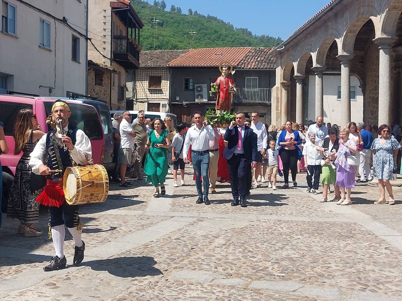 San Esteban de la Sierra honra al santo que le da su nombre