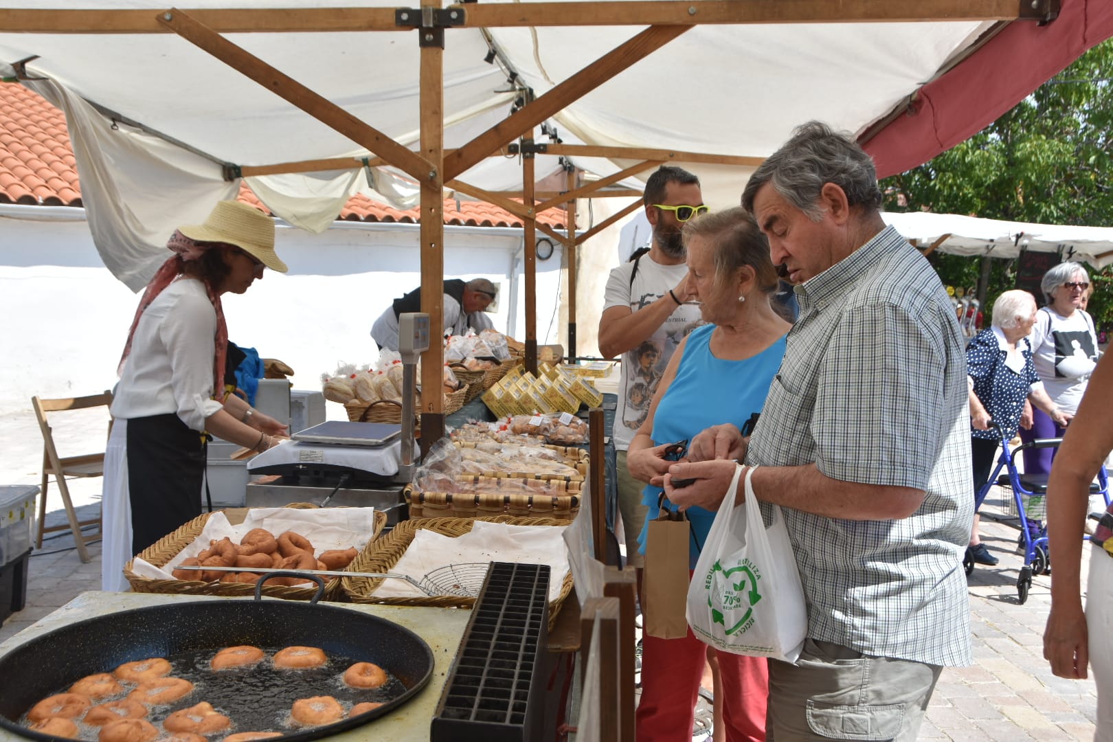Miranda de Azán celebra su mercado más verde y creativo