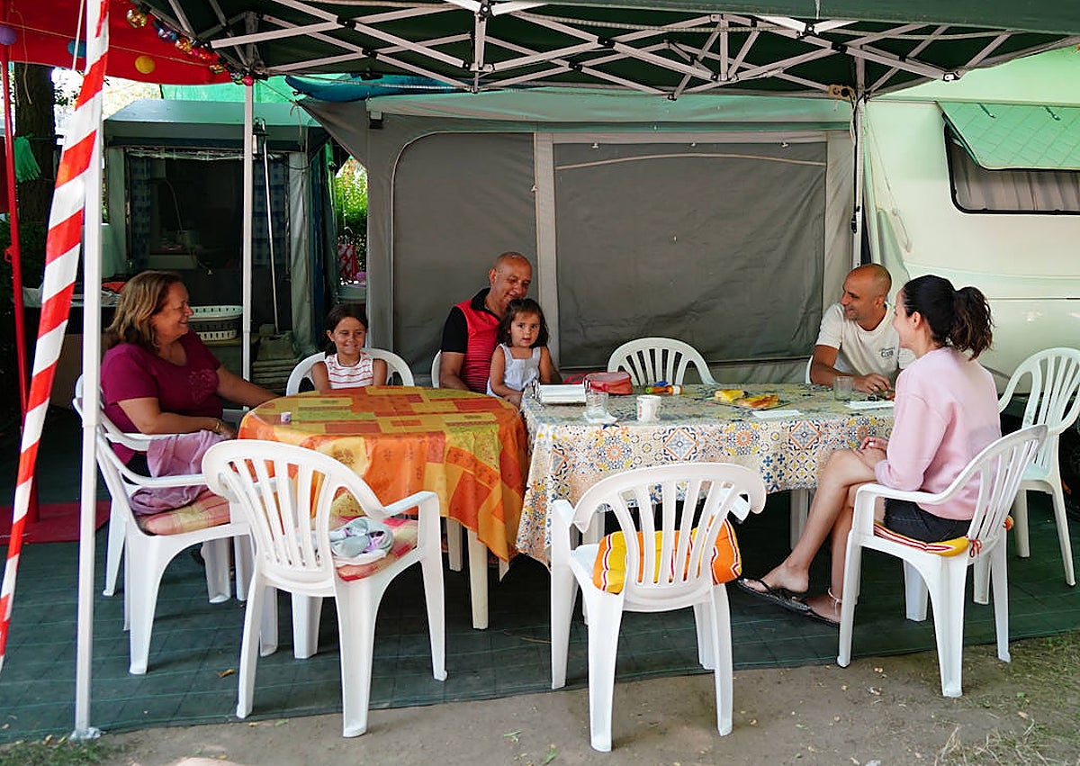 Imagen secundaria 1 - «Mejor que aquí no estamos en ningún sitio, si me lo hubieran dicho no me lo hubiera creído...»