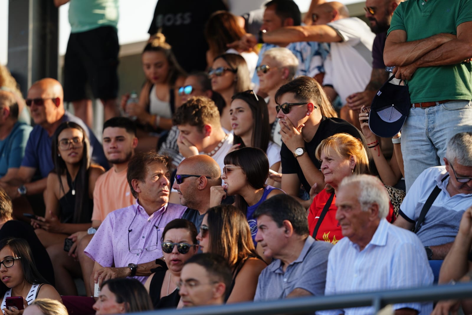 Llenazo y gran ambiente en el San Casto