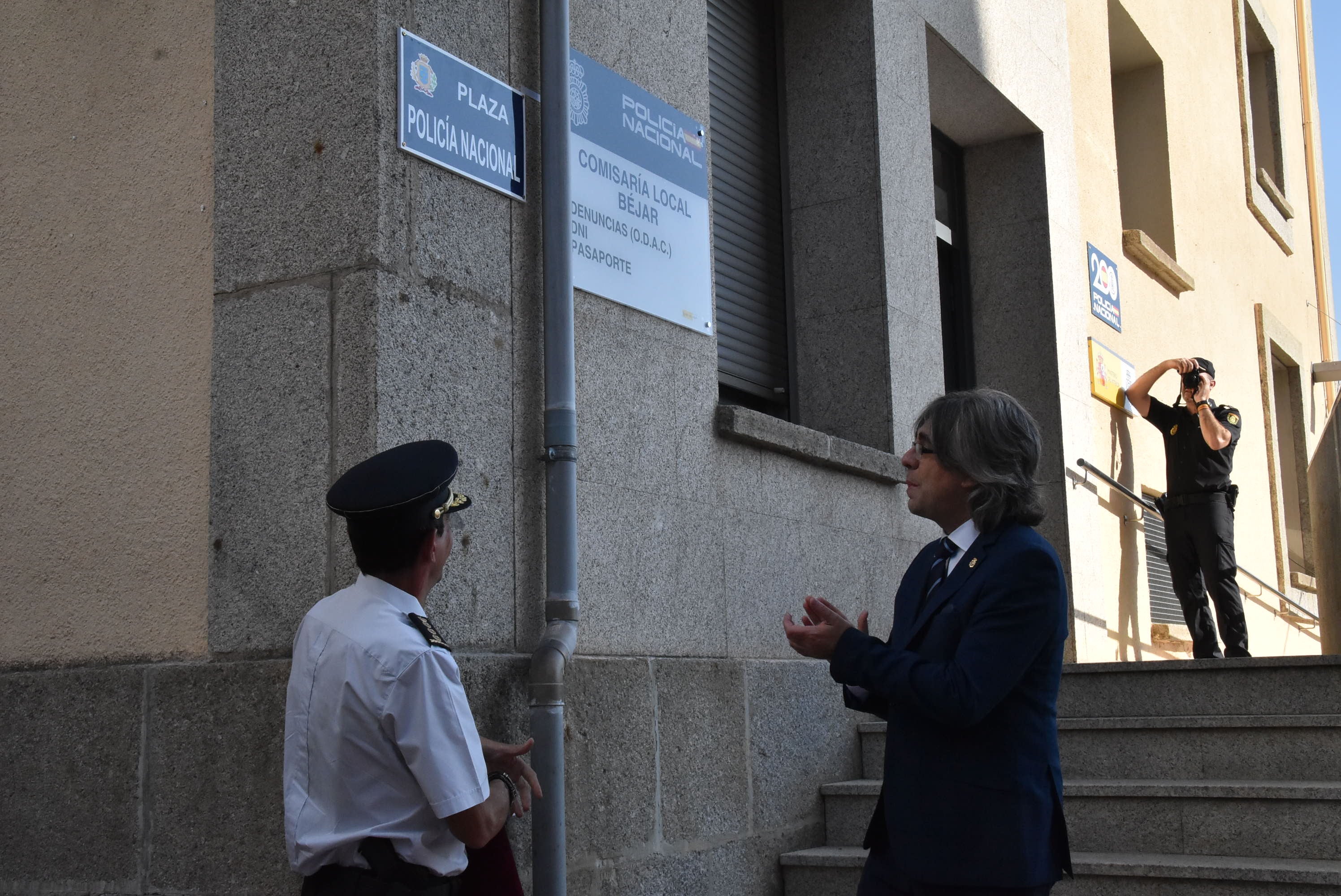 Béjar conmemora el 200 aniversario de la Policía Nacional con un homenaje