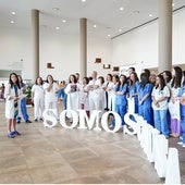 Verónica Sánchez, directora de Enfermería del Hospital, durante el acto celebrado en el hall.