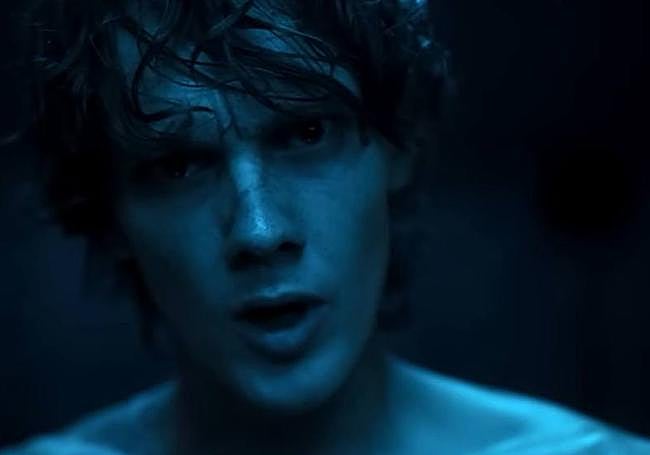 Tyler Galpin (Hunter Doohan), el monstruo, hijo del Sheriff, e interés romántico de Miércoles.