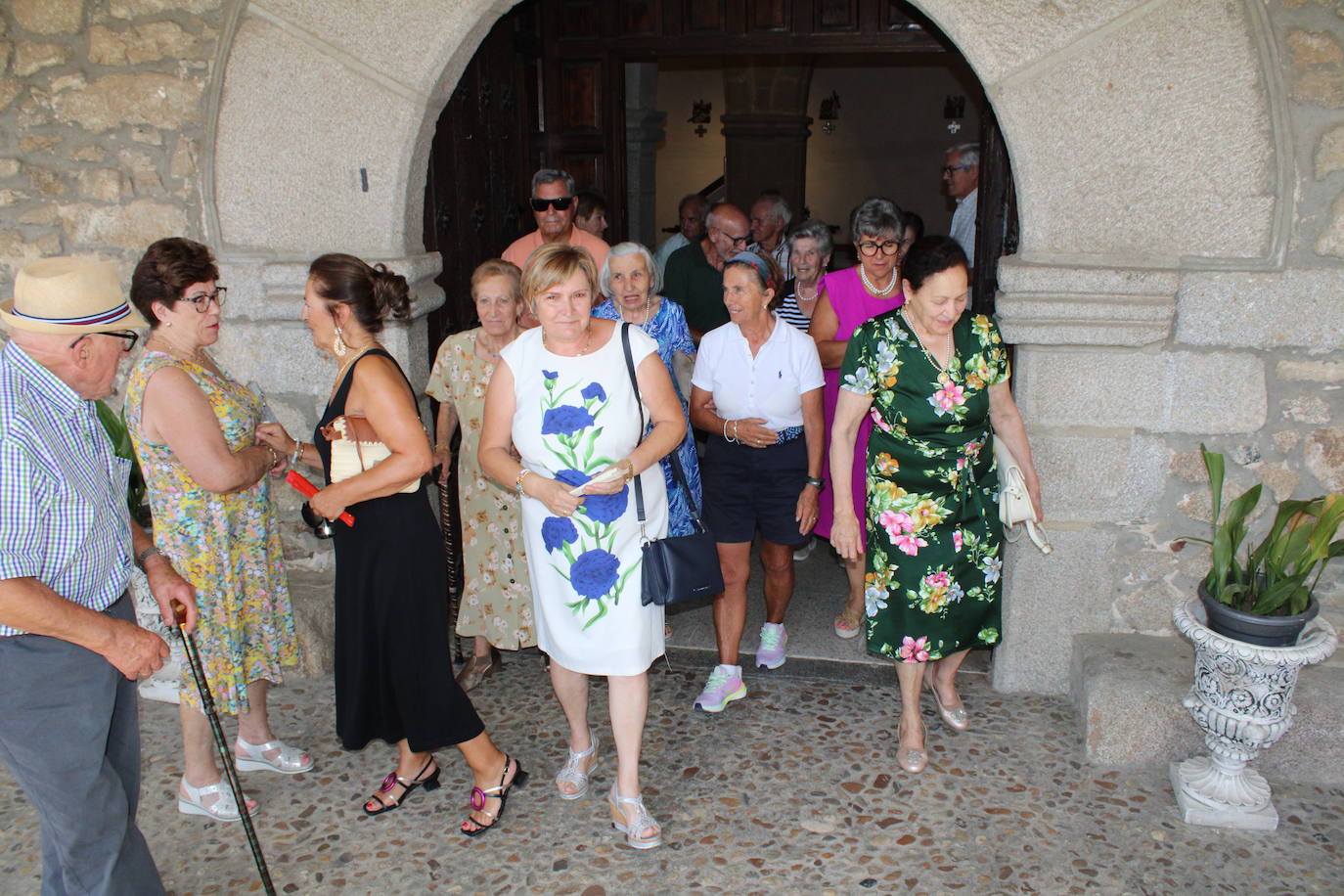 Animado día festivo para los mayores de Linares de Riofrío