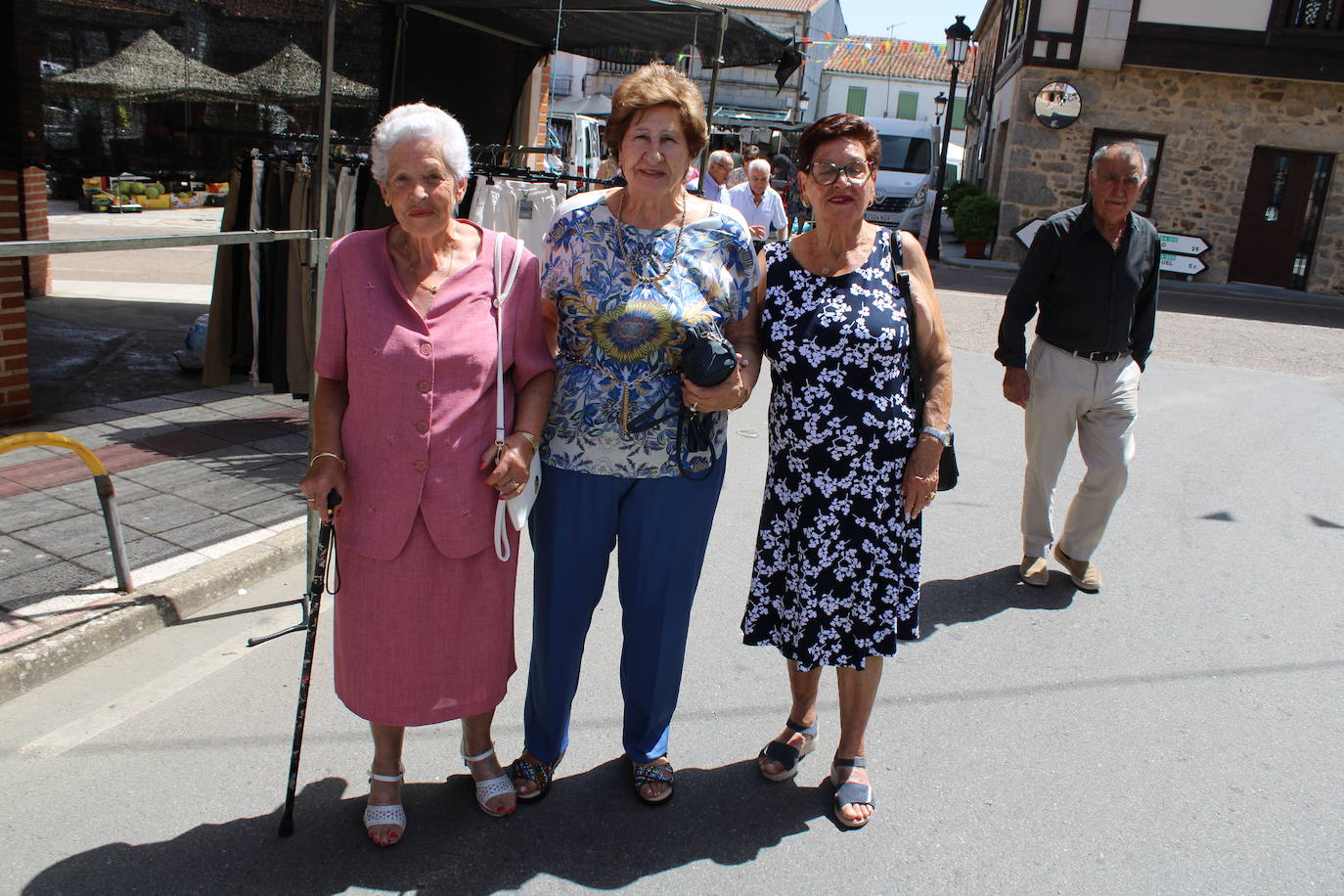 Animado día festivo para los mayores de Linares de Riofrío