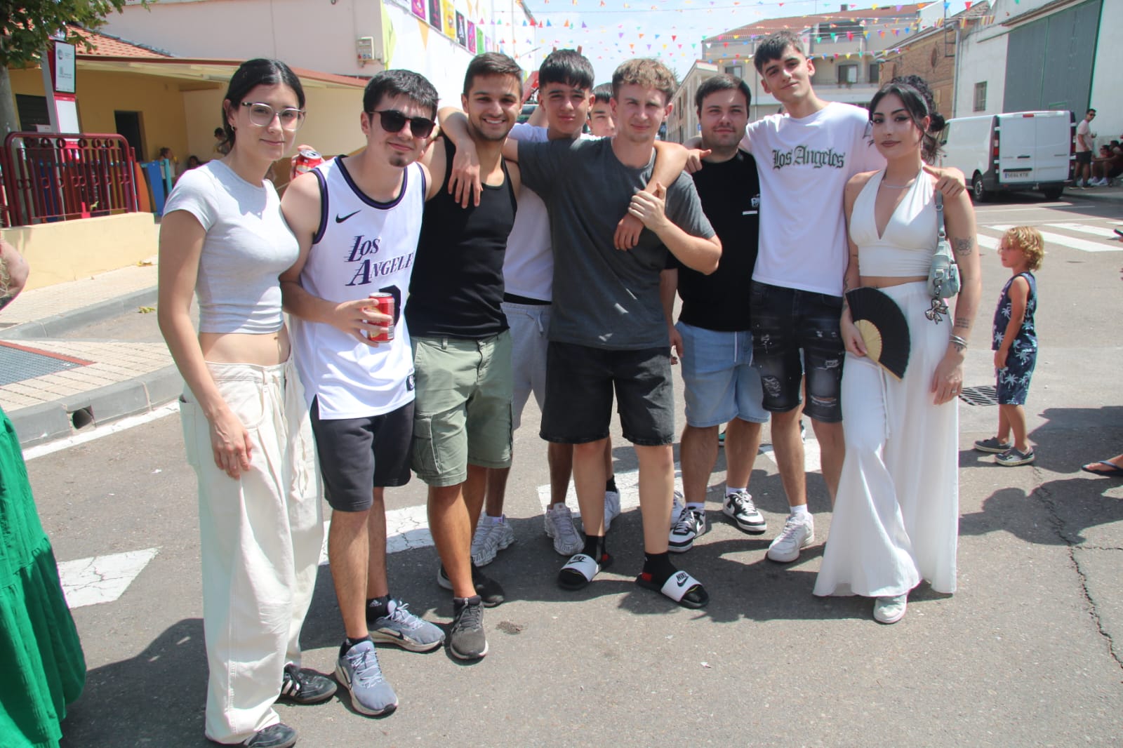 Castellanos de Moriscos, unido en torno a la paella