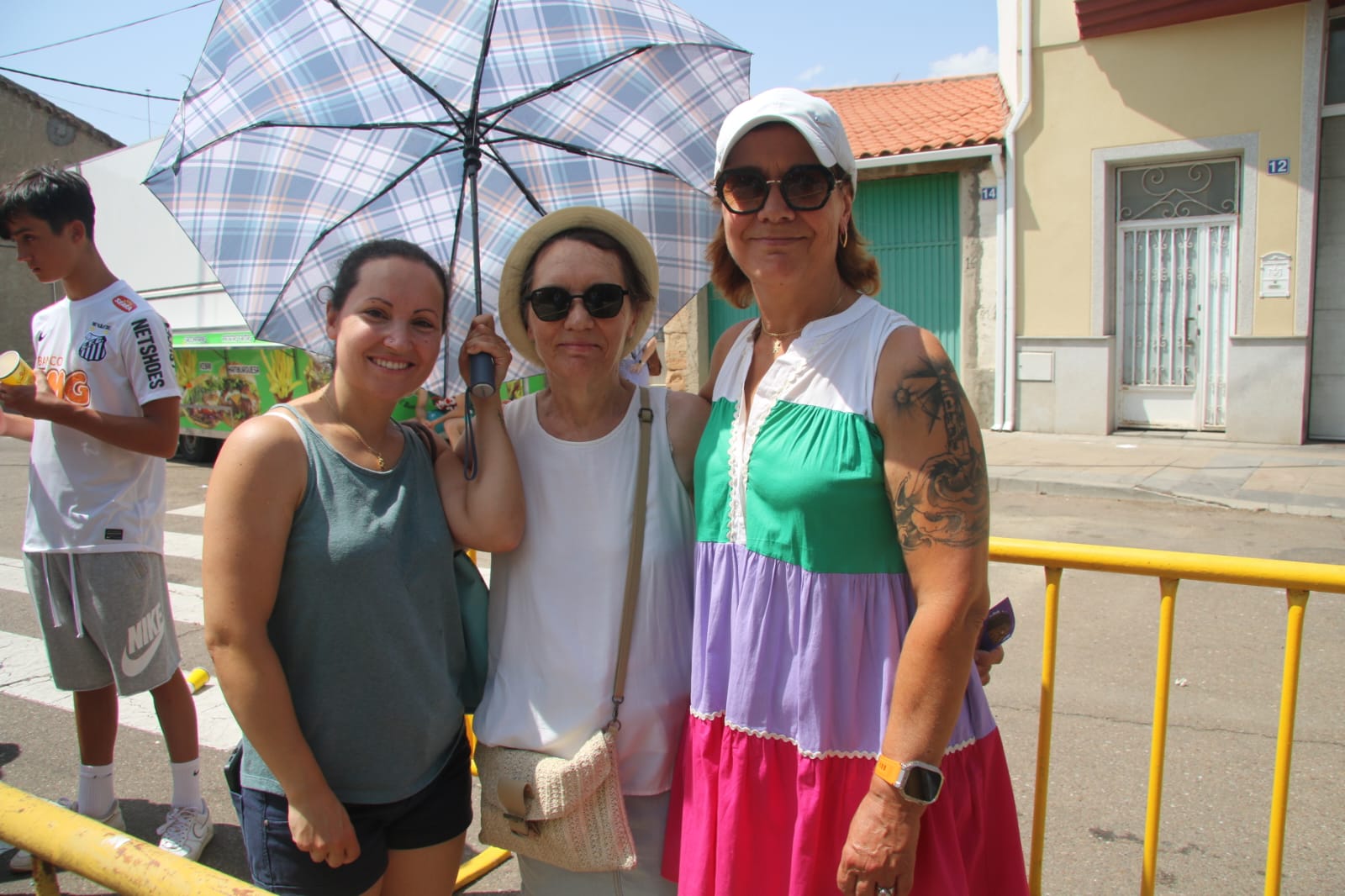 Castellanos de Moriscos, unido en torno a la paella